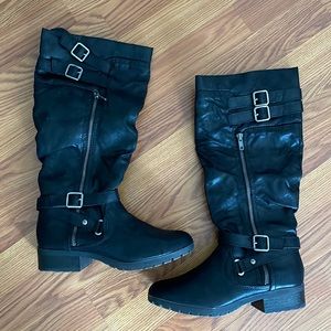 Woman’s Tall Boots